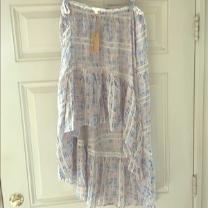 Skirt - High/Low Drsign NWT